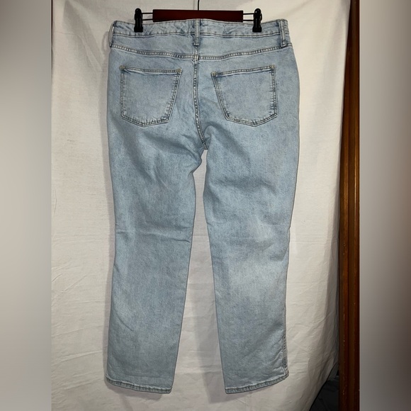 LNC Women's Universal Thread Goods Co.  Size 12 (31) High Rise - Picture 12 of 14